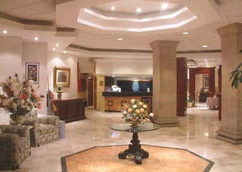 Hotel Quality Inn Aguascalientes Interieur foto